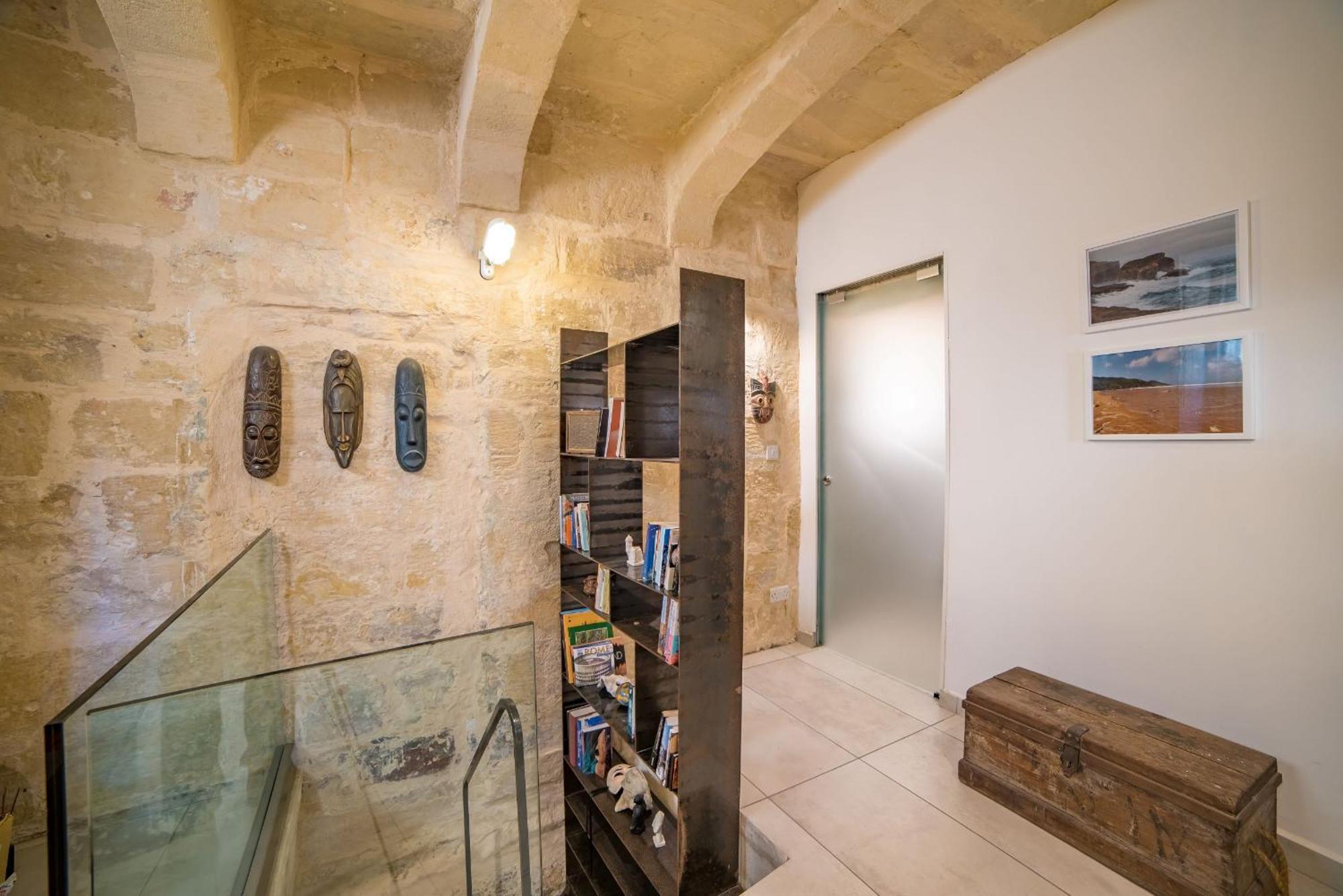 The Artist Apartment Валета Екстериор снимка